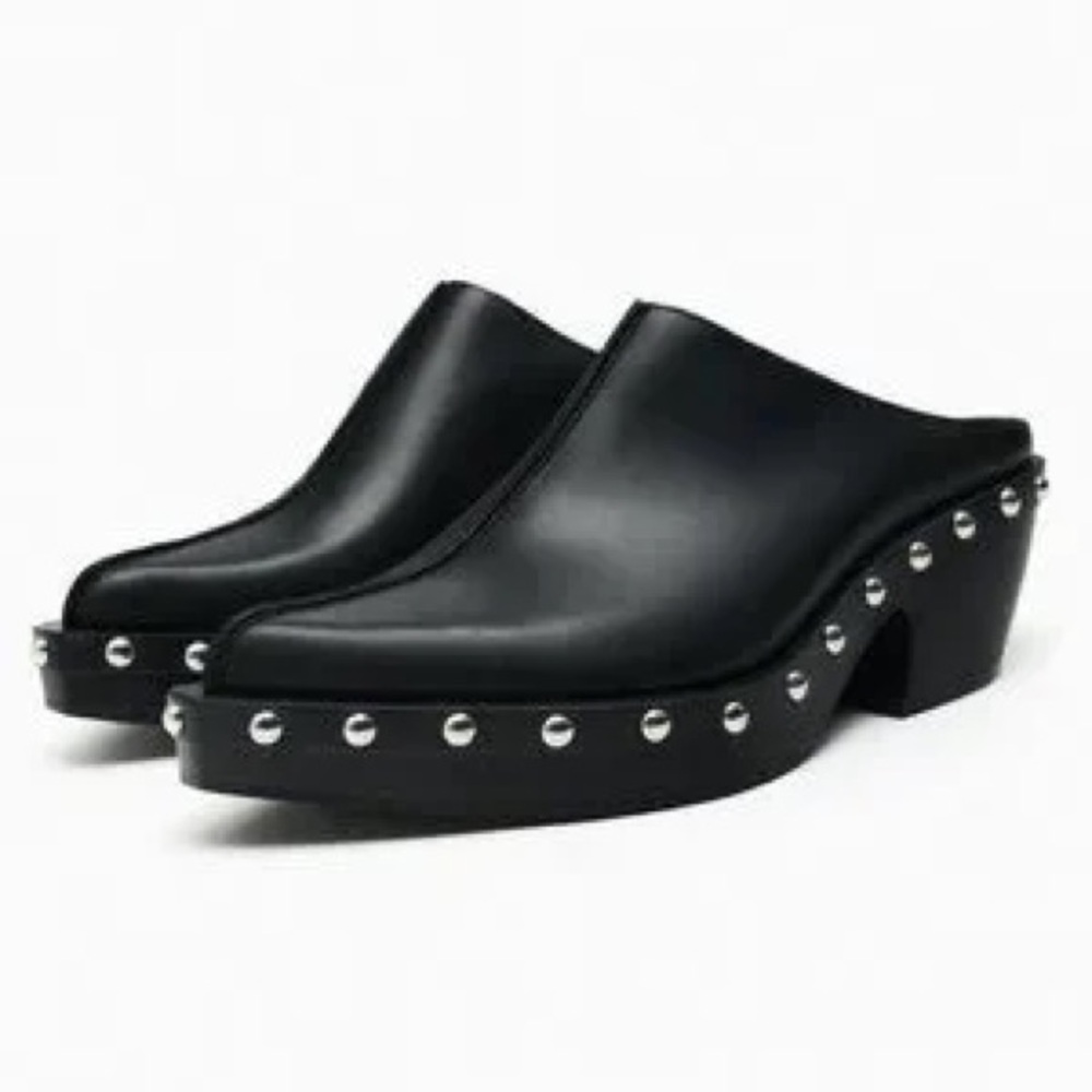 NWT Black Studded Pointed Toe Leather Clogs, 11